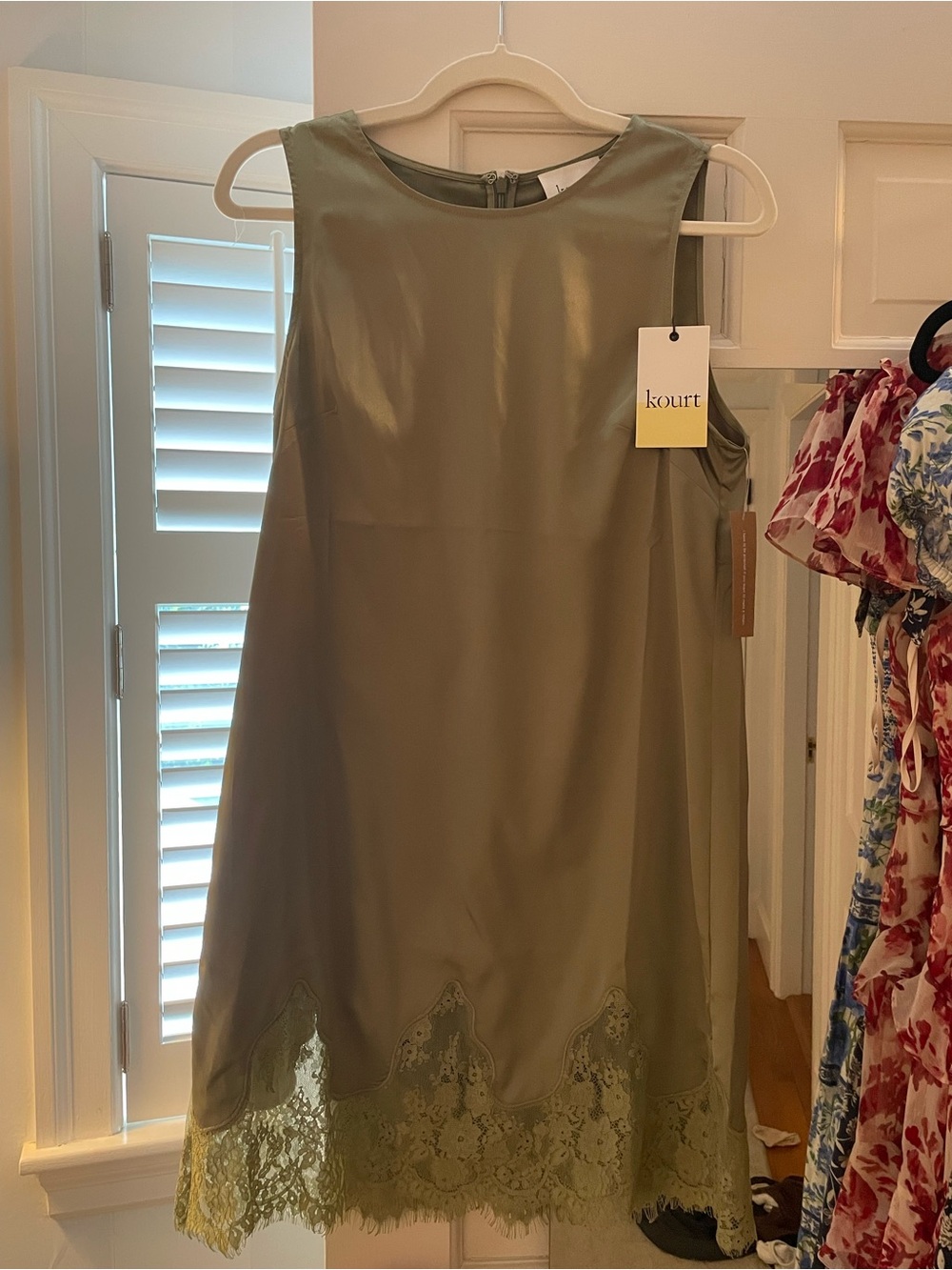 Kourt Olive Green Lace-Hem Shift Dress
